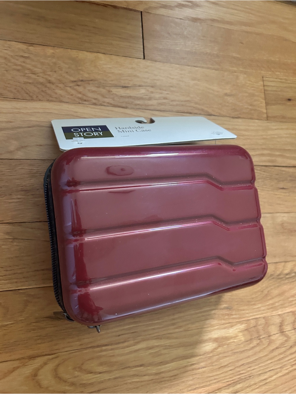 Open Story Hardcase Mini Case - Burgundy